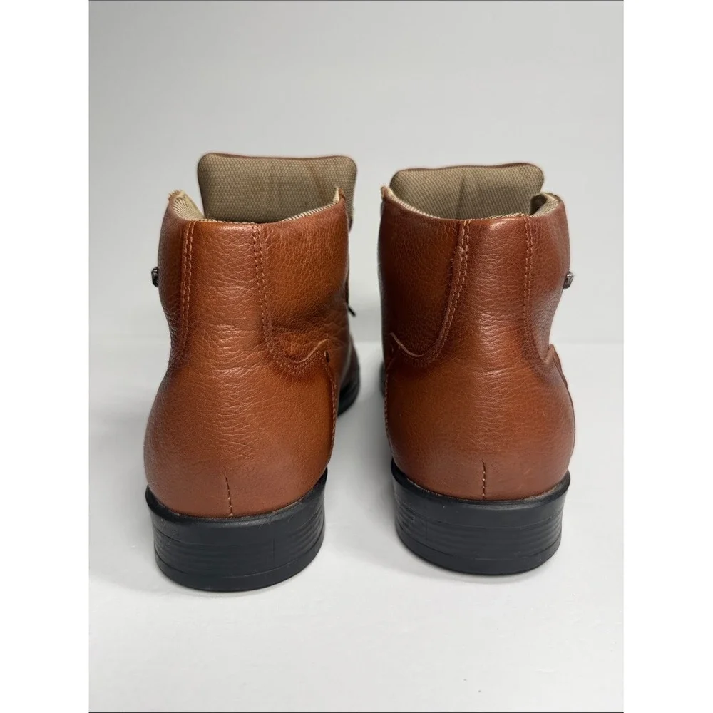 York Men's sz 12 Tan Brown Leather Chukka Boots Workwear Casual Quiet Luxury